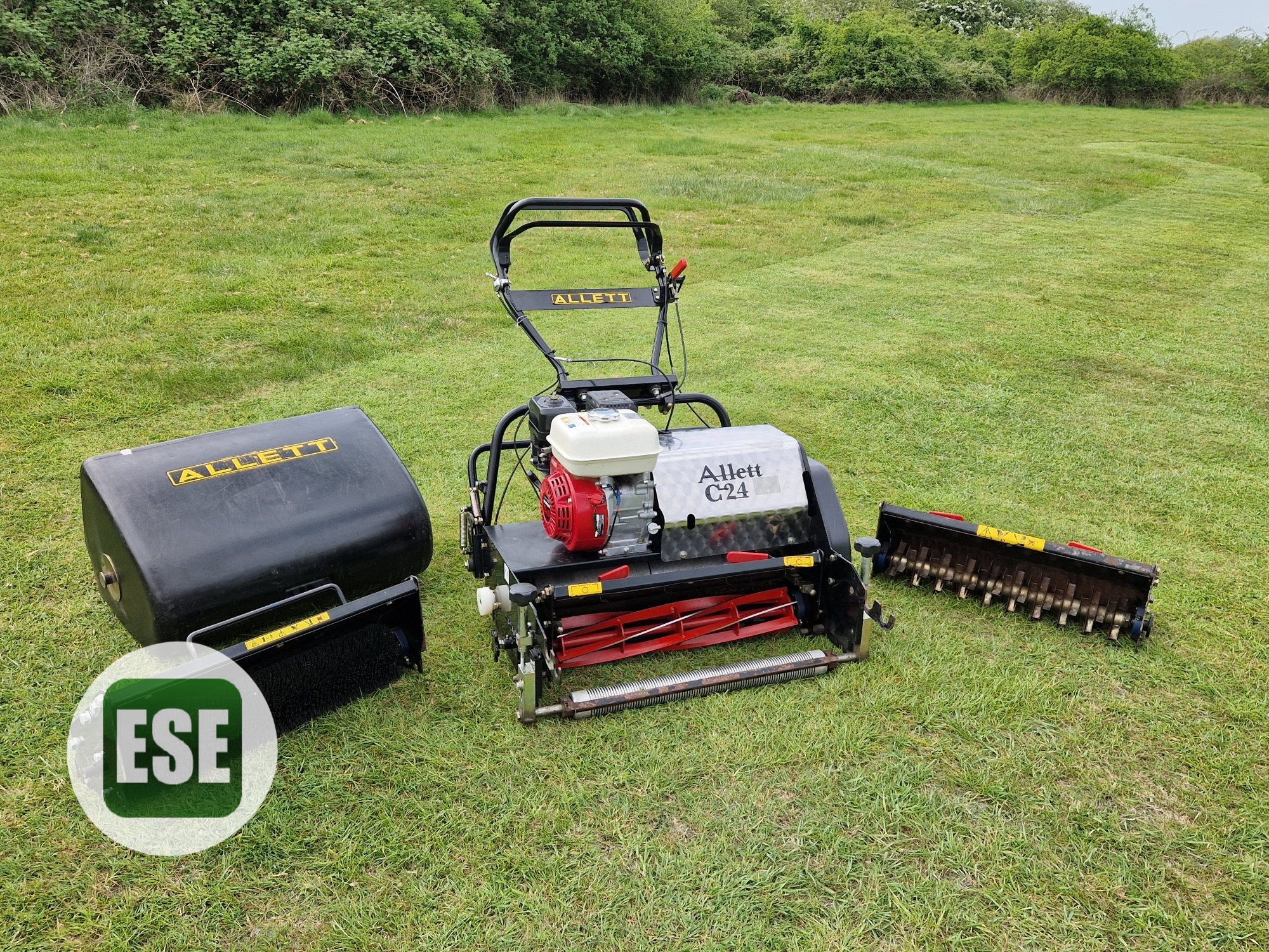 Allett C24 Cylinder Mower. !!! Package Deal !!!